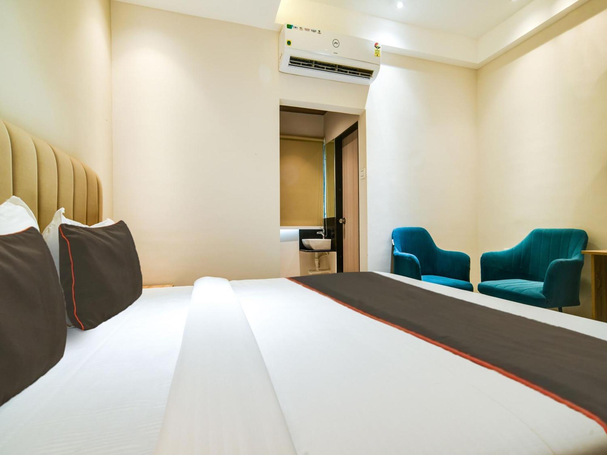 Collection O Hotel Mint Indore Exterior photo