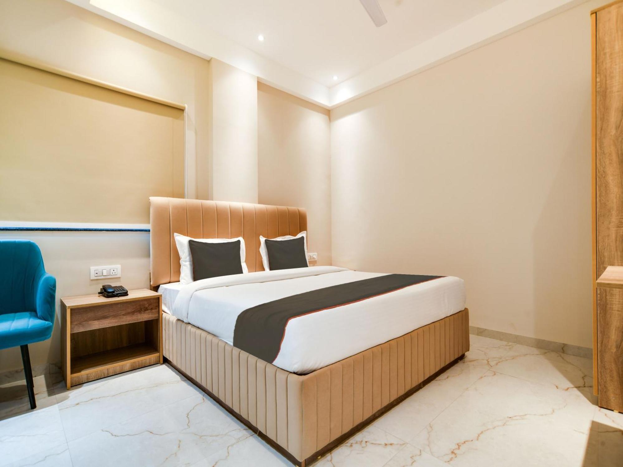 Collection O Hotel Mint Indore Exterior photo